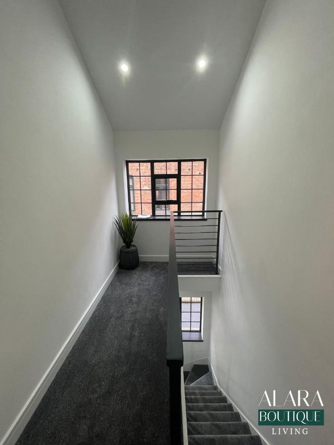 3 Floor Townhouse Luxury Living Alara Boutique Apartment Бирмингам Екстериор снимка