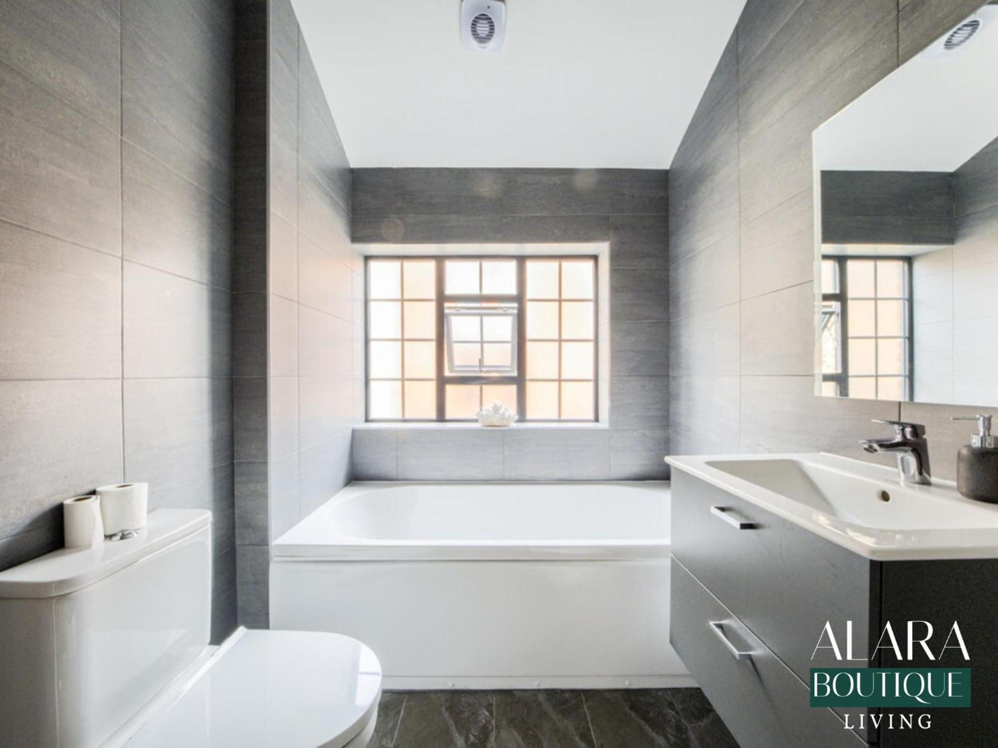 3 Floor Townhouse Luxury Living Alara Boutique Apartment Бирмингам Екстериор снимка