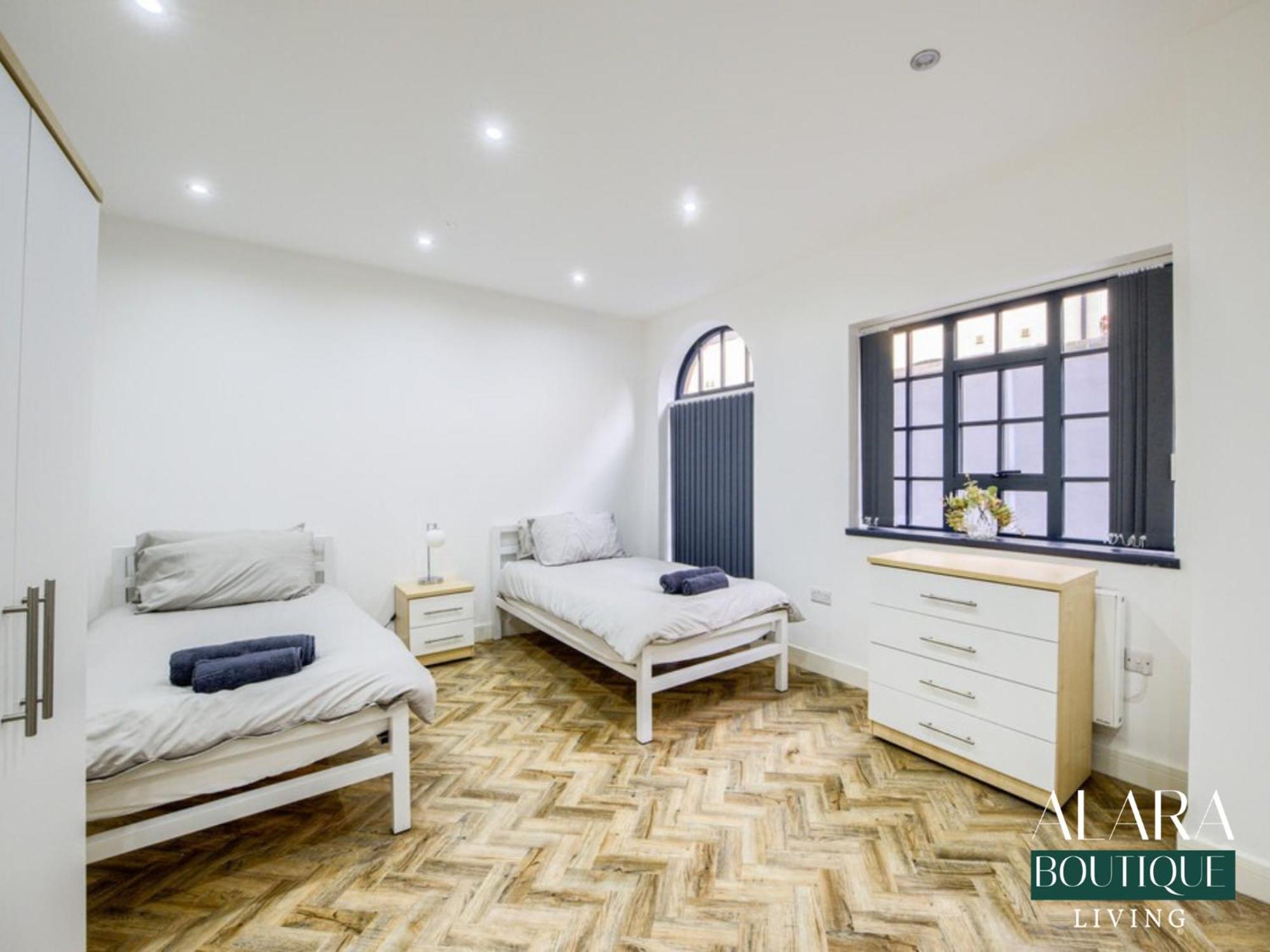 3 Floor Townhouse Luxury Living Alara Boutique Apartment Бирмингам Екстериор снимка